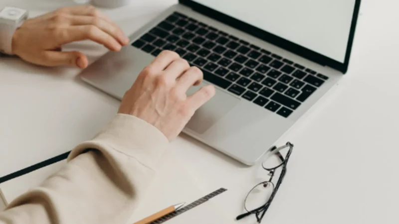 The Most Expensive Day of My Retirement Wasn’t a Medical Emergency — It Was the Day I Missed Medicare’s Enrollment Deadline by 24 Hours