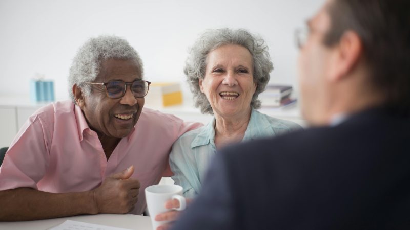 I Joined a Retirees Facebook Group at 28 and Finally Understood Why My Mom’s Social Security Check Was Always ‘Late’
