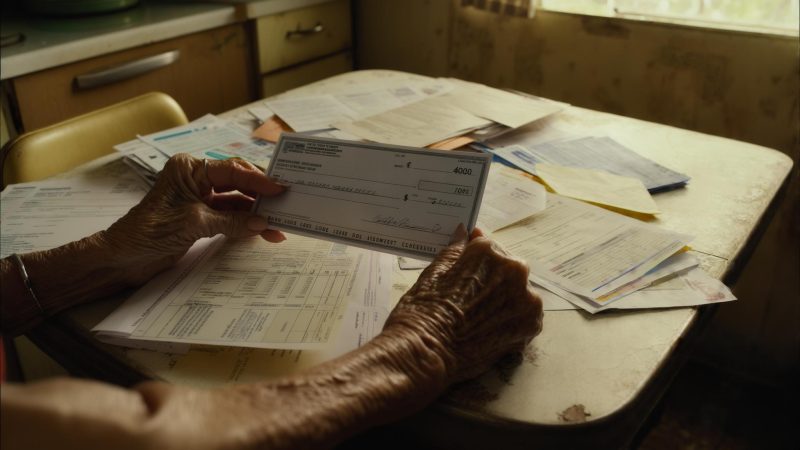 My COLA Raise Was $33 — Then Medicare Took $12 Back: A Miami Woman’s Brutal Social Security Math